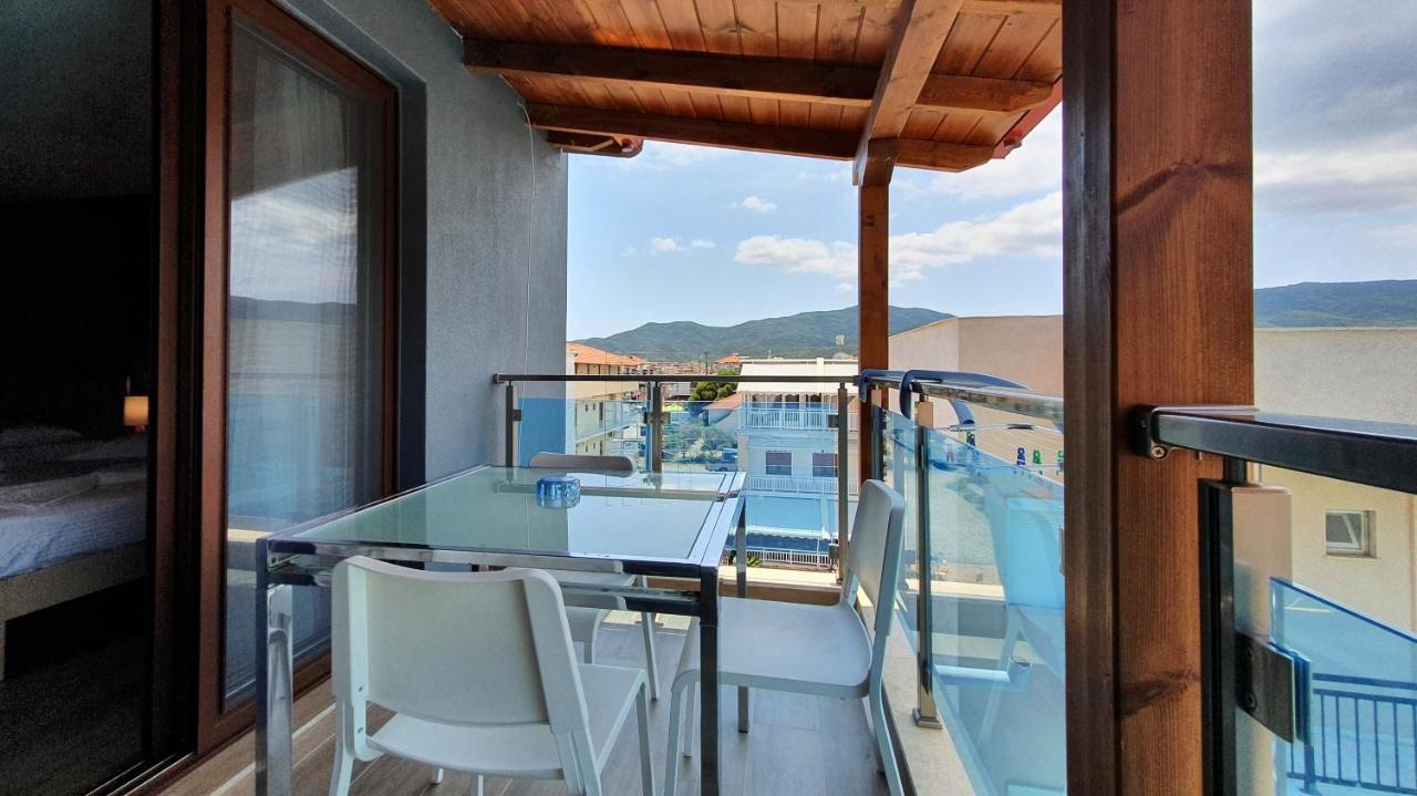 Hotel Viky Sarti Exterior photo